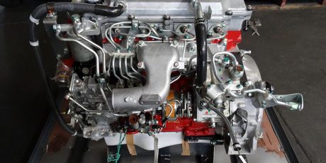 CARA MERAWAT MESIN DIESEL HINO