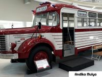 BUS HINO PRODUKSI TAHUN 1966