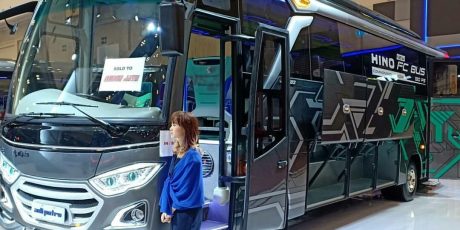 BUS HINO FC  190