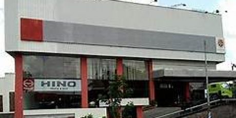 SALES HINO GUBENG