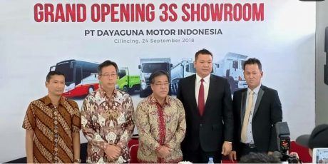 PERESMIAN DEALER BARU HINO DI JAKARTA