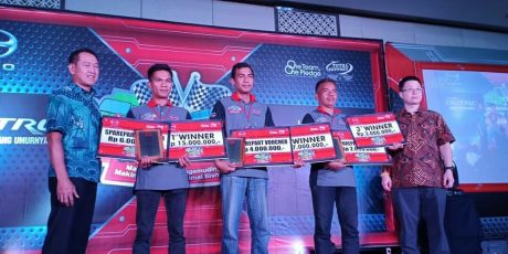 Pemenang Hino Safety Driving